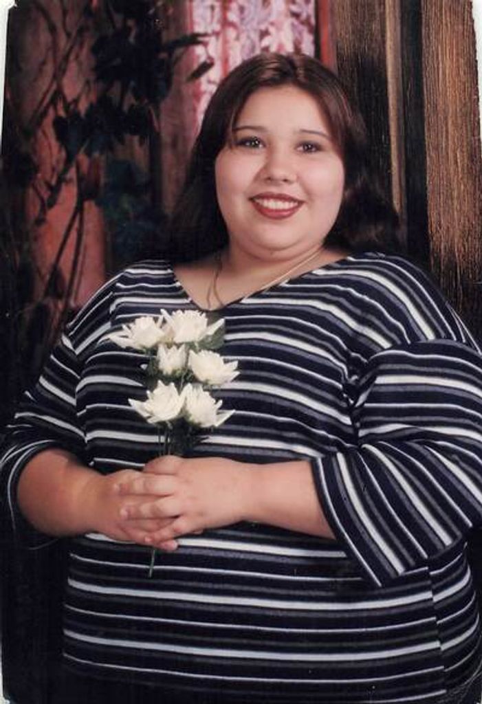 Tracy Lee Cabrera Profile Photo