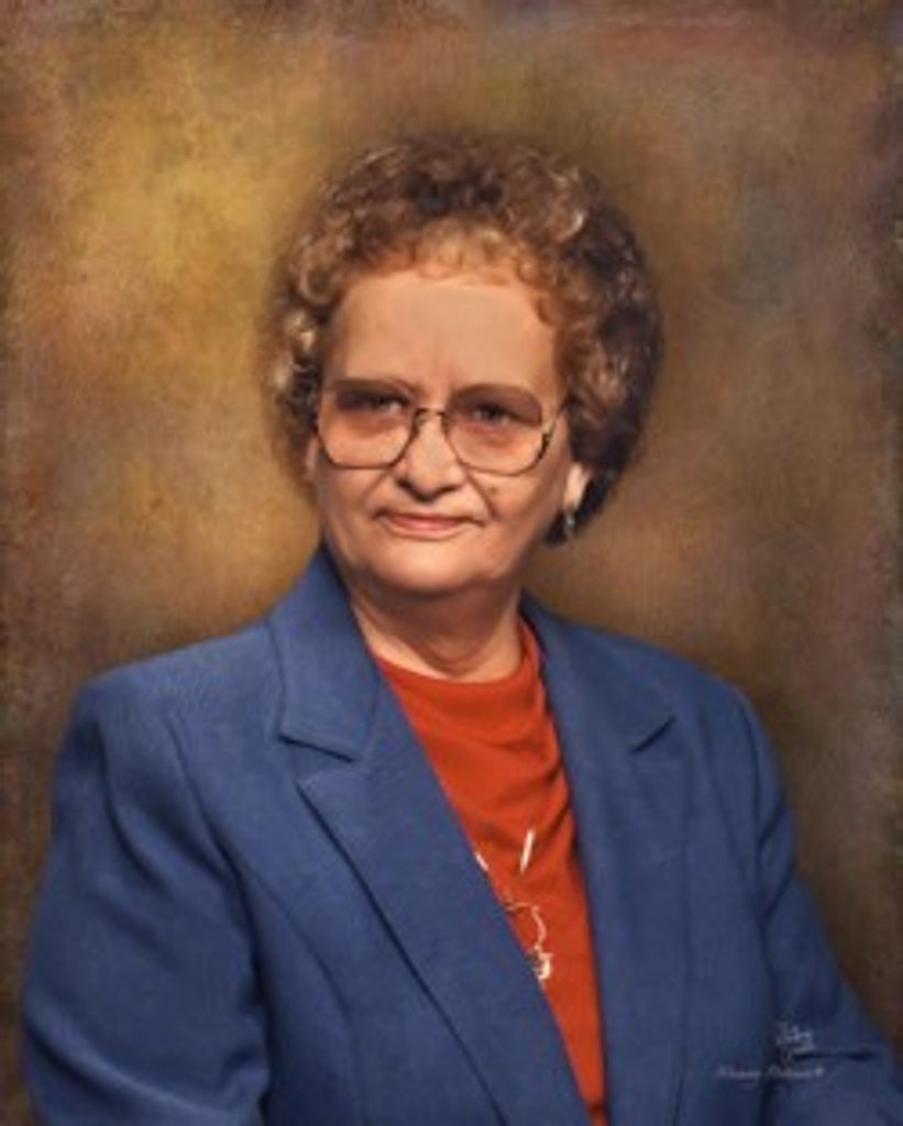 Nina Tucker