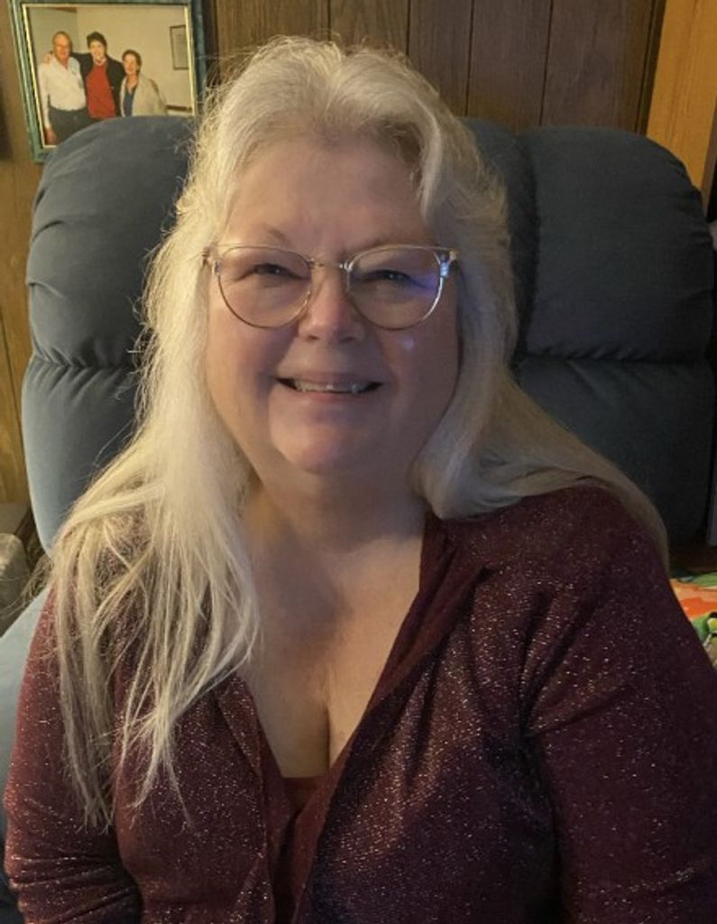 Ladonna J. (Giles)  Benge