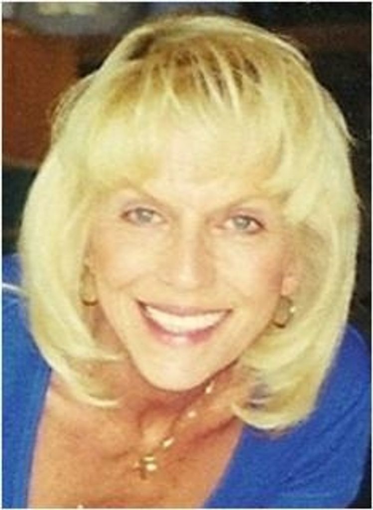 Sandra J "Sandy" Naab-Muller