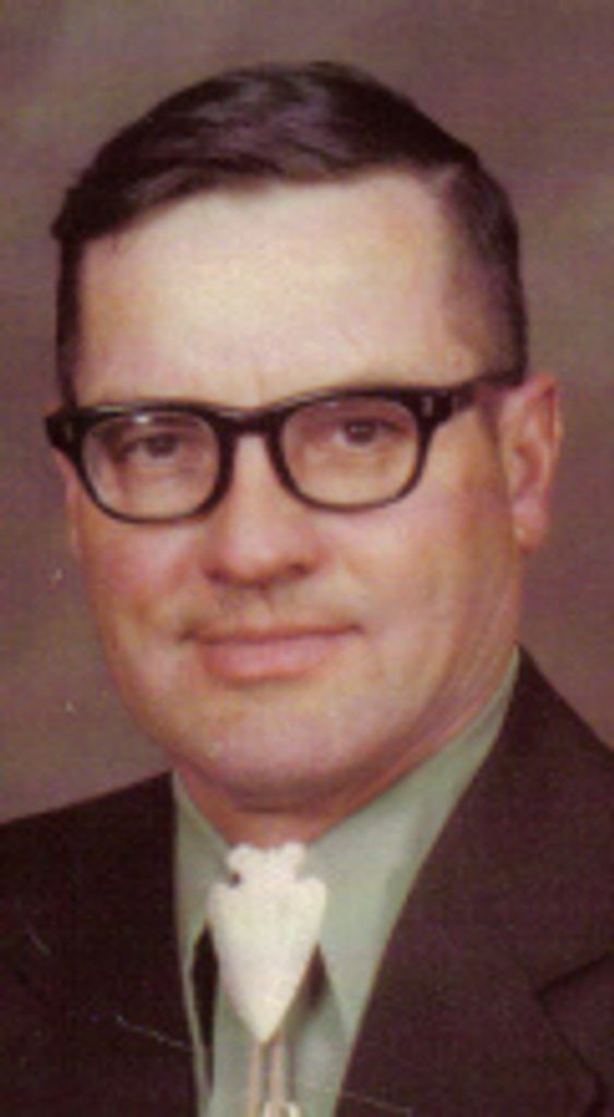 Lewis Gilbert Carpenter