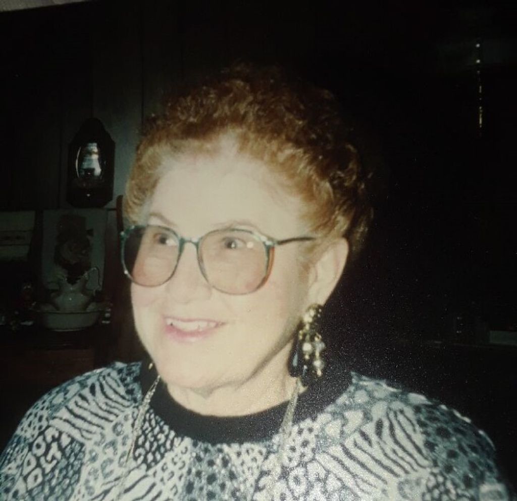 Maxine (Matthews)  Young