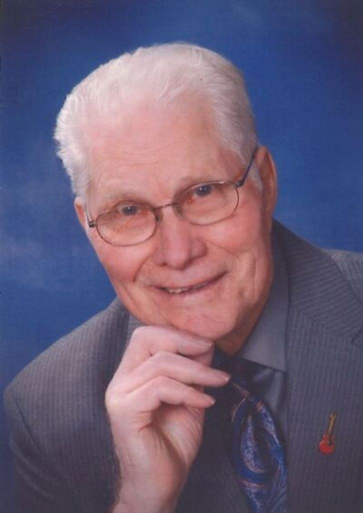 Earl Hanson Profile Photo