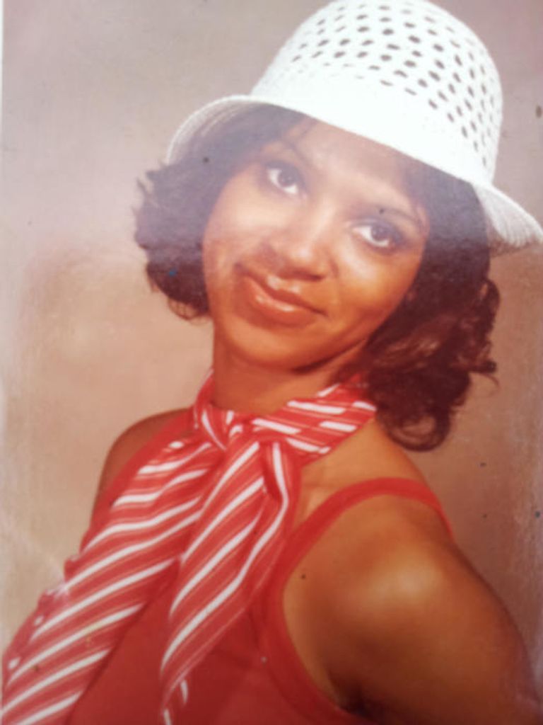 Ernestine (Morgan)  Blakemore Profile Photo