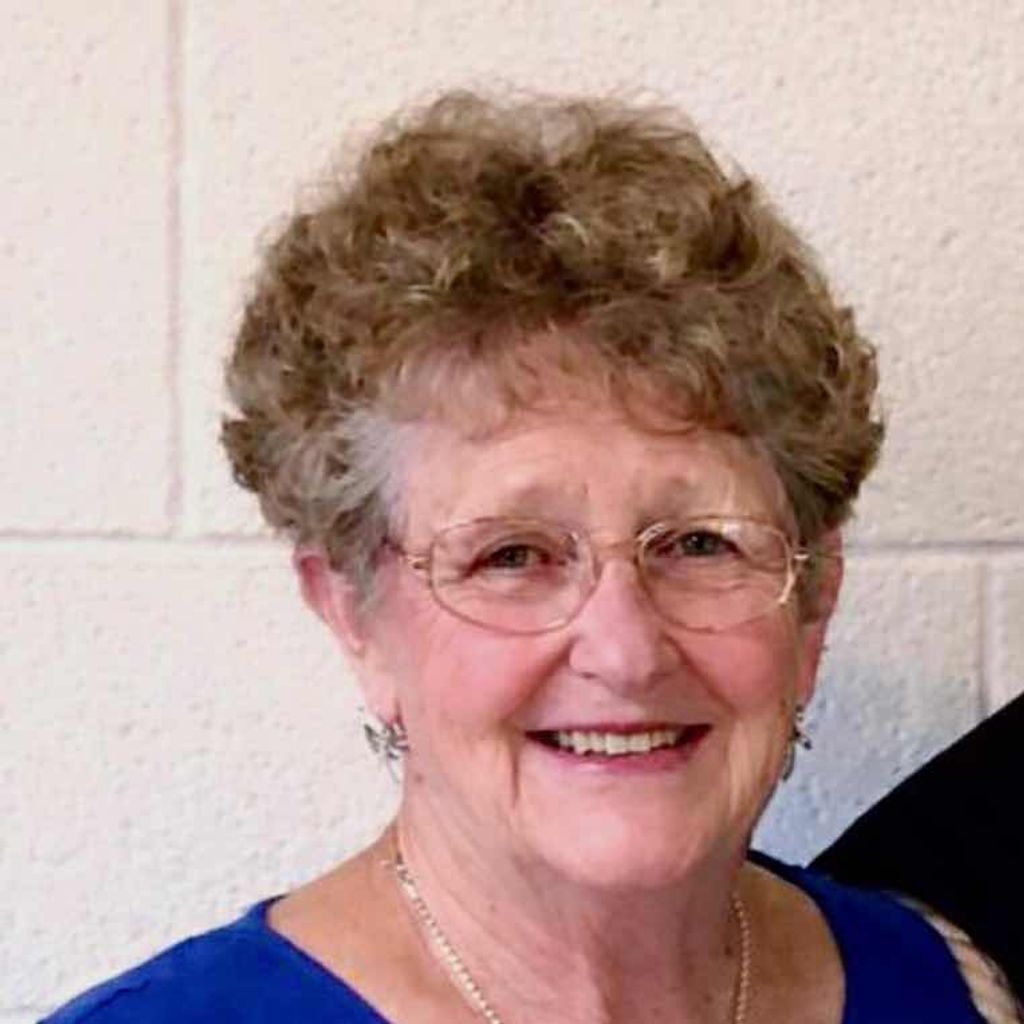 Carolyn Hall Profile Photo