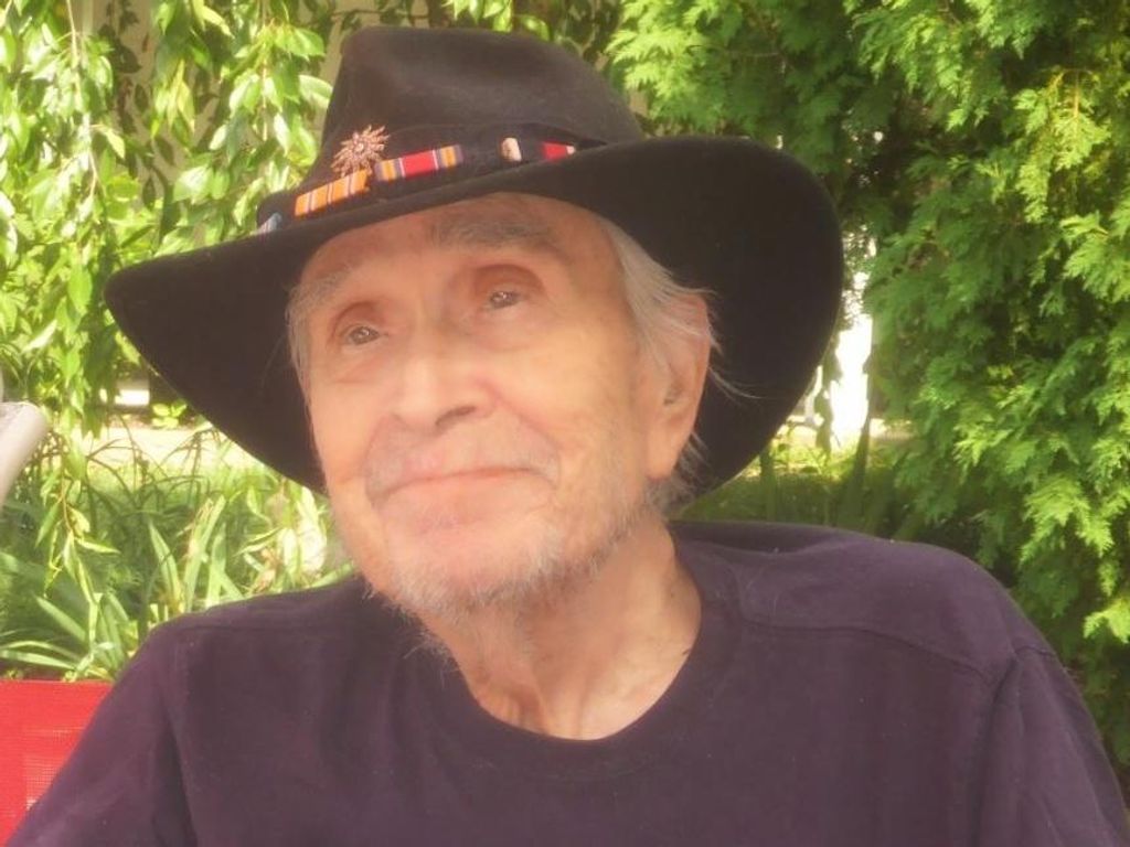 Dennis B Shell