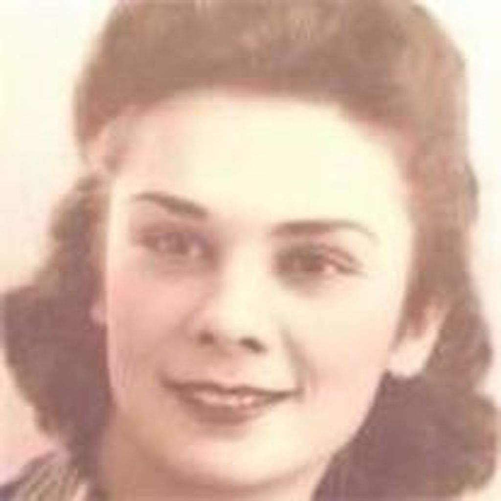 Julia Grant-Akers