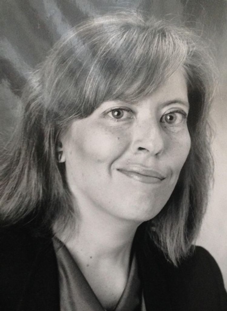 Deborah "Debbie" Mae Wraith