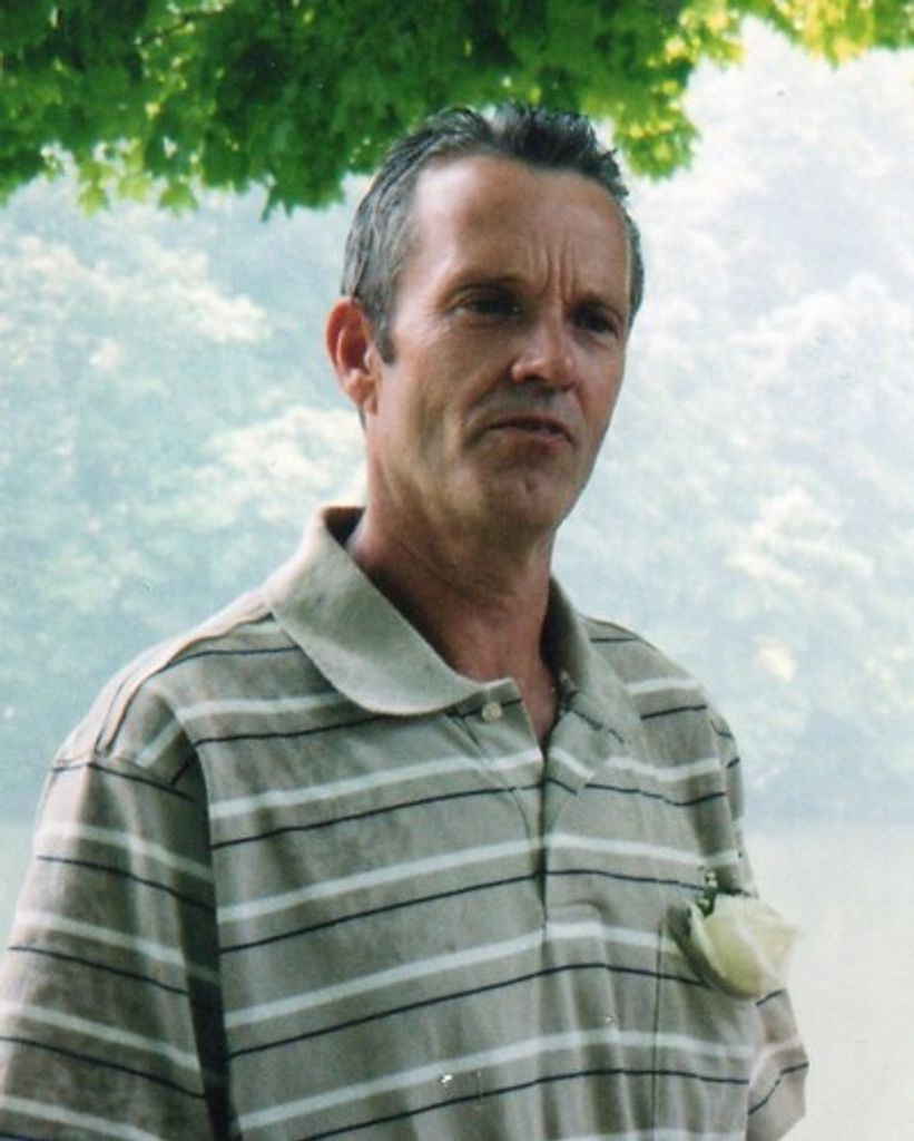 Larry Currier Profile Photo