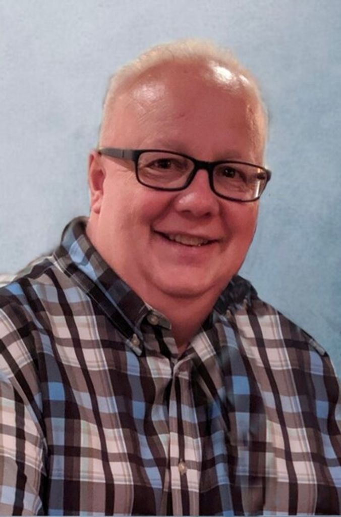 Robert M. Derr Md Profile Photo