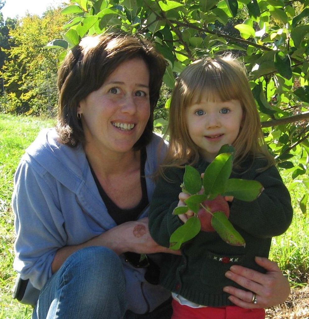 Julie Eiranova Kenyon Profile Photo