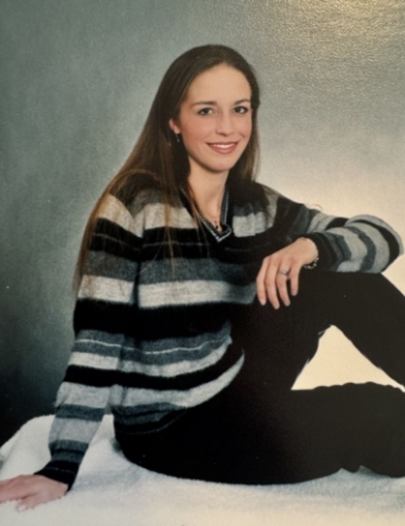 Ashley  Renea Dicristofolo