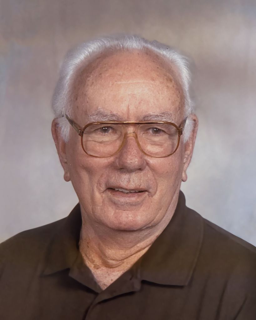 Lee Roy Schmitz Profile Photo