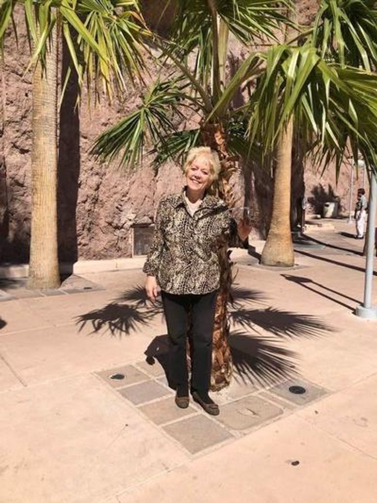 Sherry Dee Johnson Profile Photo