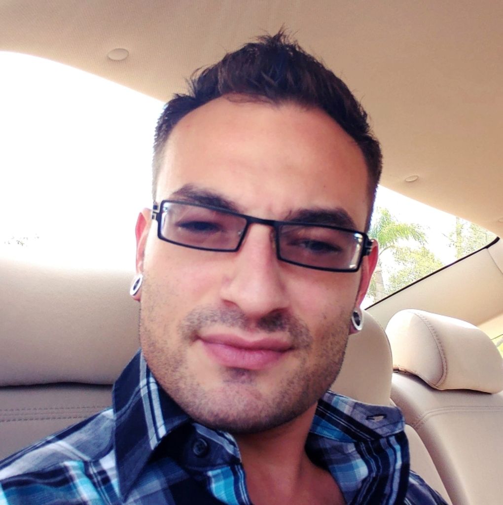 Dylan David Roth Profile Photo