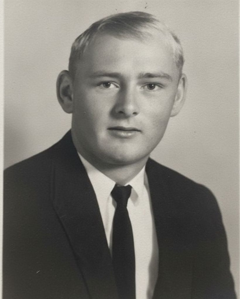 Larry Clifton Smith Profile Photo