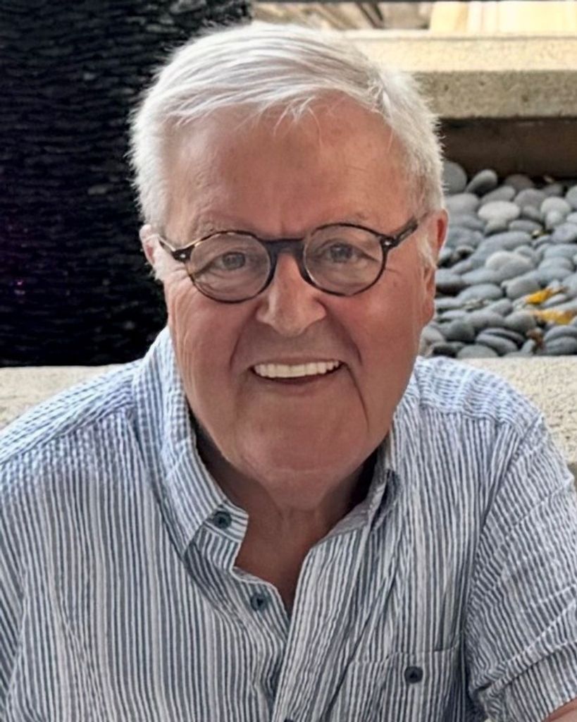 Robert Colls Profile Photo