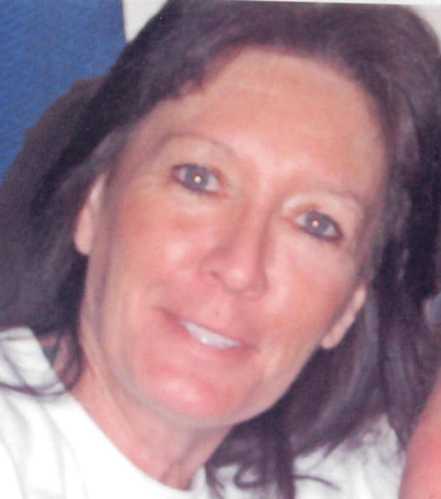 Karen D. (Phillips)  Hutchinson
