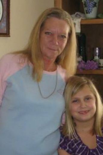 Brenda Jean Bailey photo gallery thumbnail 19 of 37