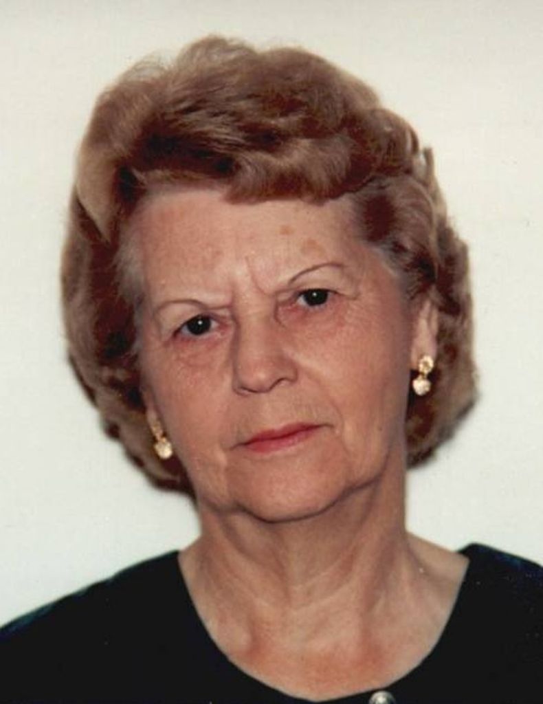 Mary "Ruth" Watts of Glenmary, TN