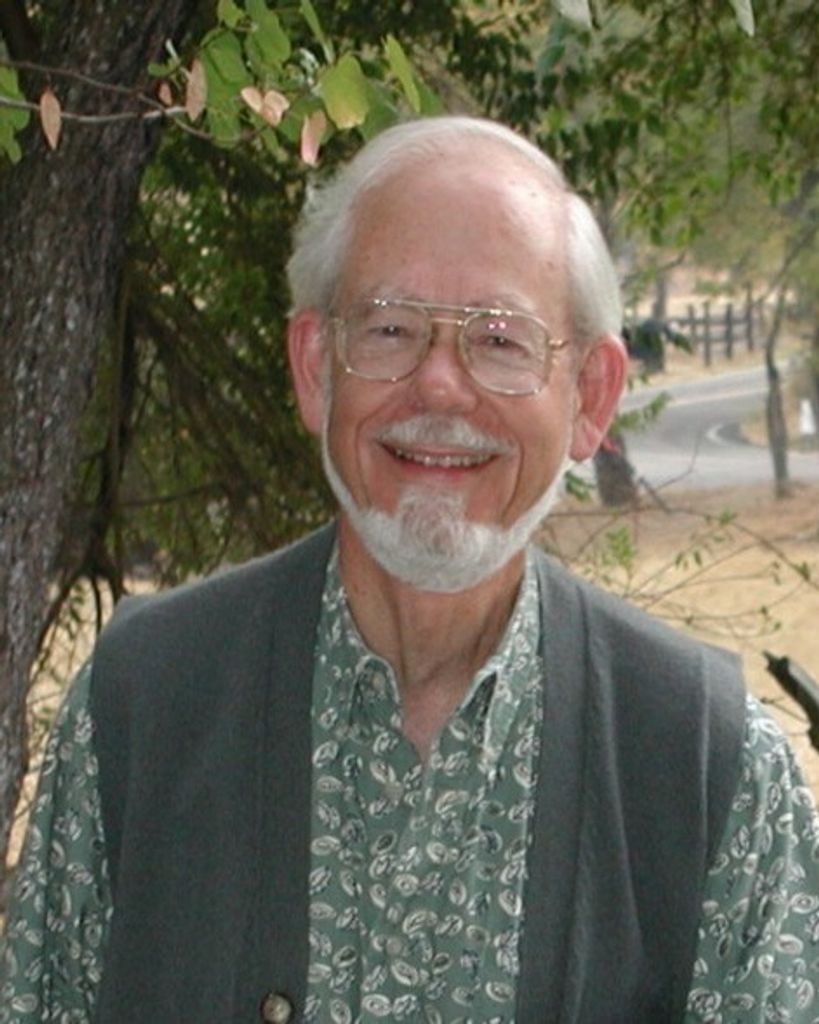 Douglas Richards Card Profile Photo