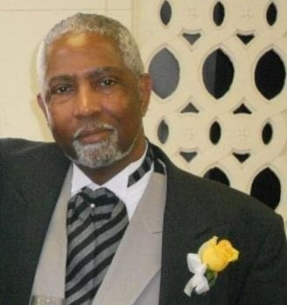 Robert "Robbie" Hawkins Profile Photo