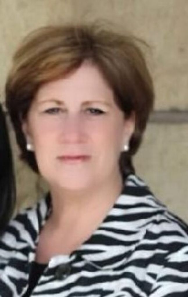 Beth Hall Barnes Profile Photo