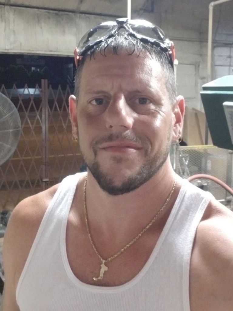 Jon Dominic Luciano Profile Photo