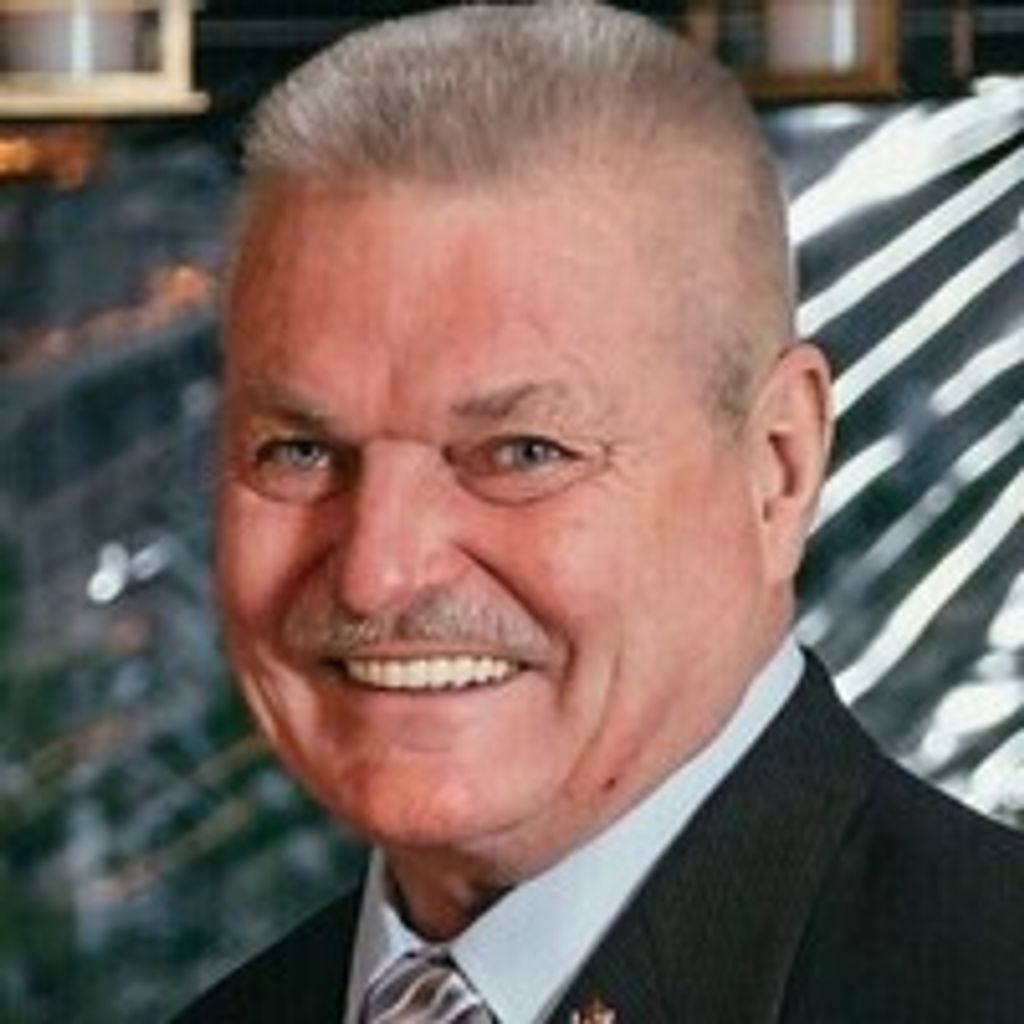Vincent R Masick