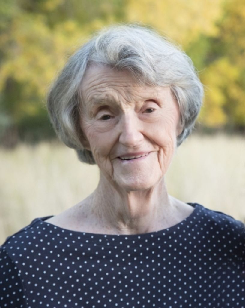 Dora Jean Cherry Profile Photo