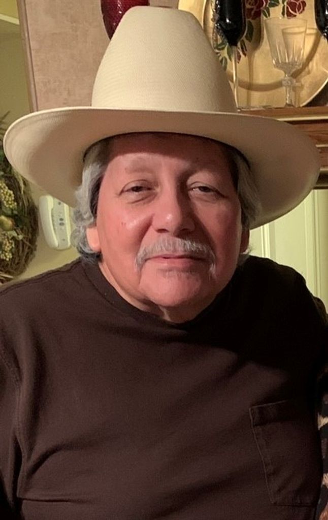 Martin Alvarado Profile Photo