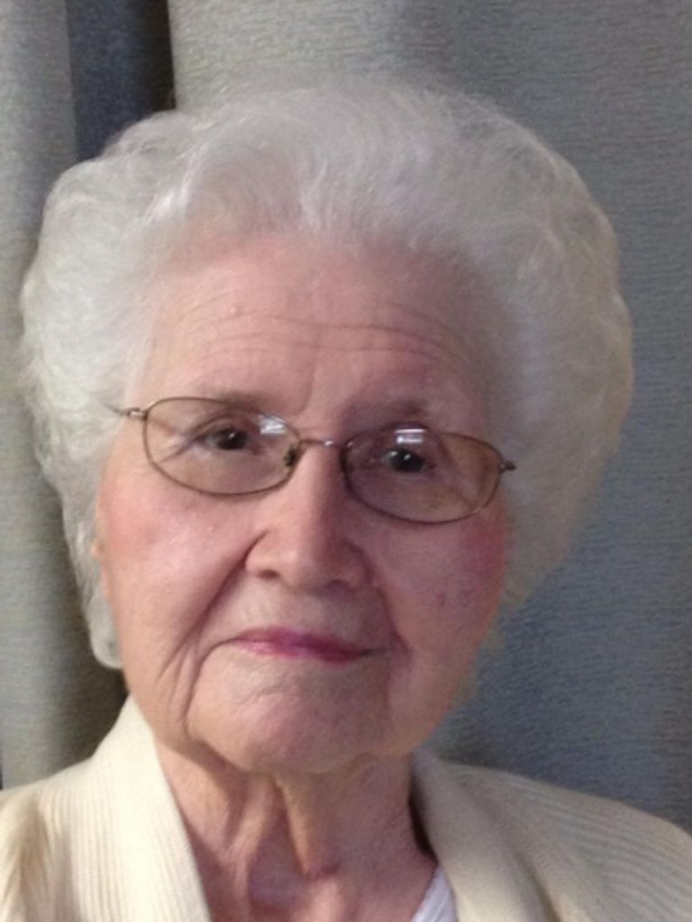 Josephine Kneese Lux Profile Photo