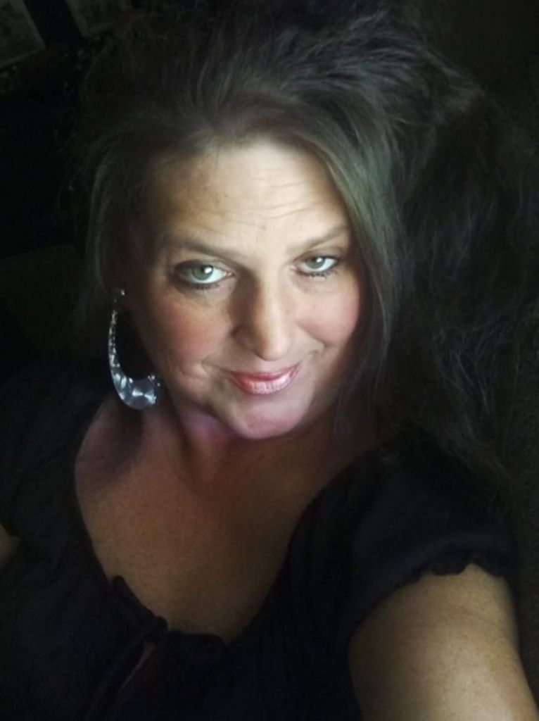 Deanna Marie Gray Profile Photo