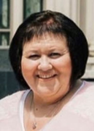 Calleen Golding photo gallery thumbnail 20 of 27