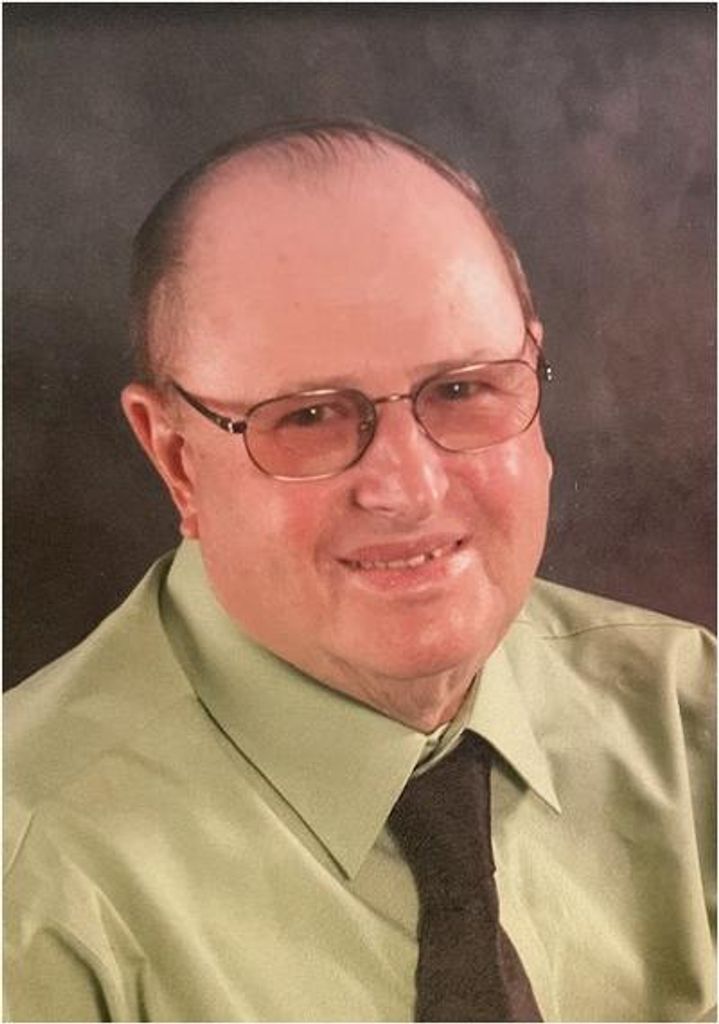 Robert "Bob" Moeller