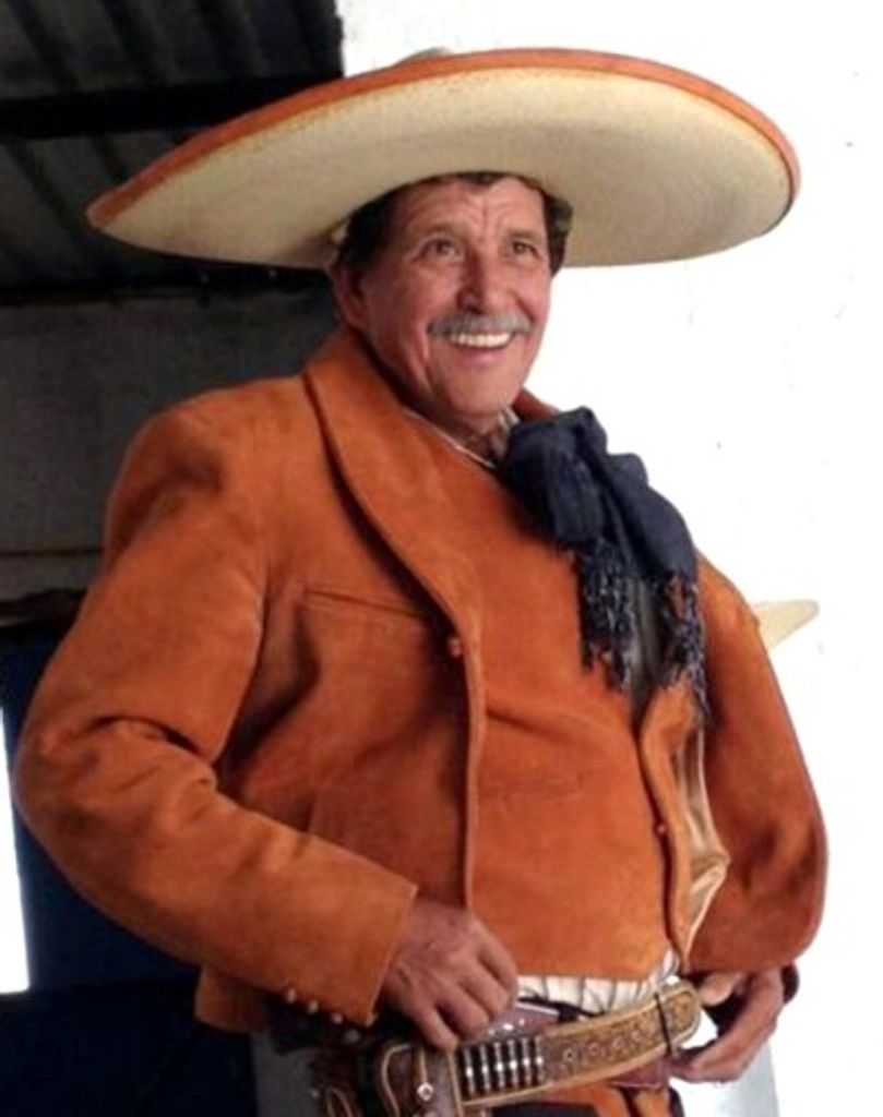 Miguel Carrera Profile Photo