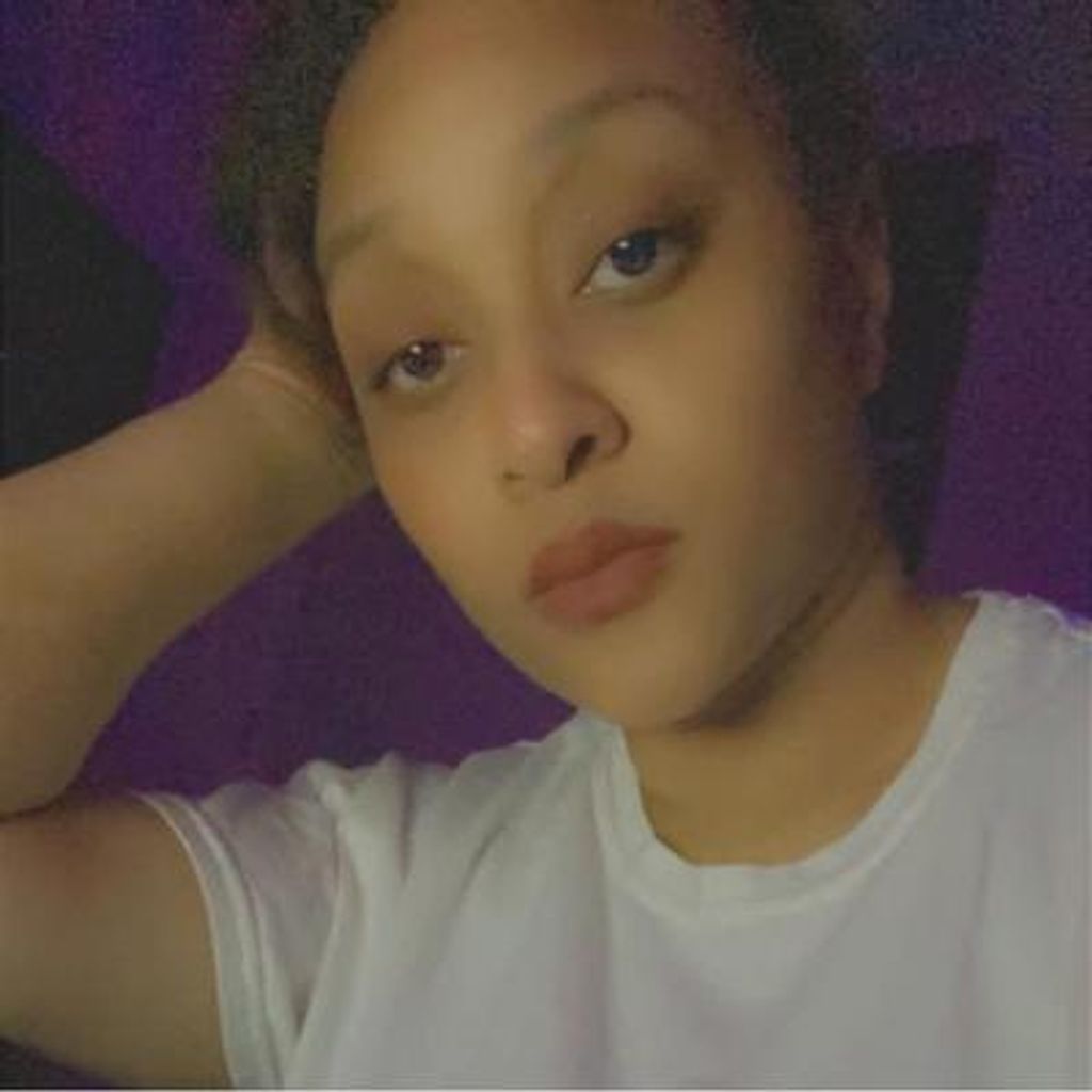 Michaela Aunshauntay Ervin Profile Photo