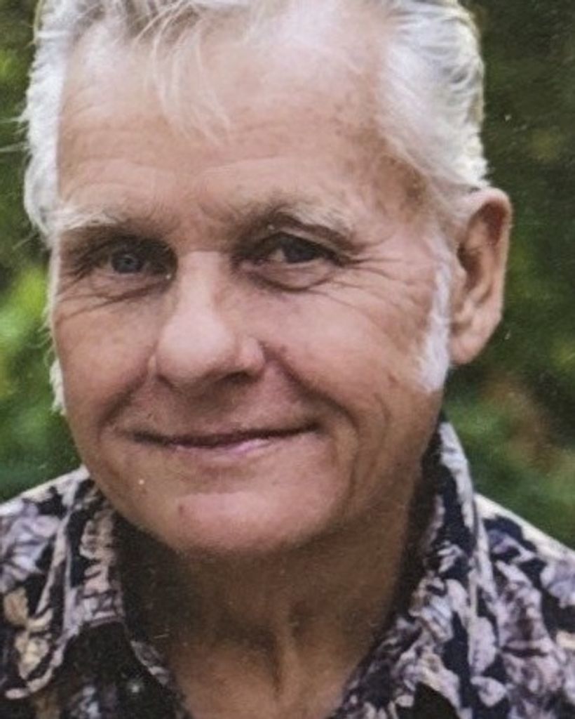 Robert "Bob" Lee Mixan