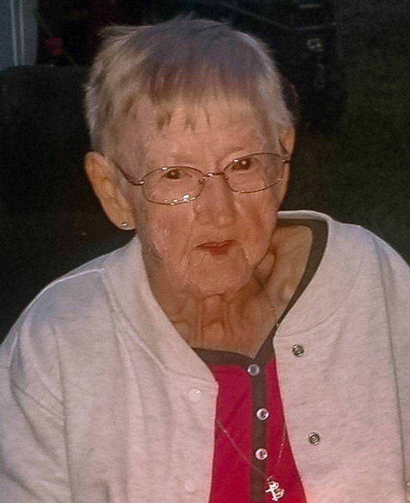 Louise Kenyon Profile Photo