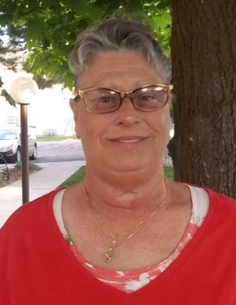 Lorna Arnold