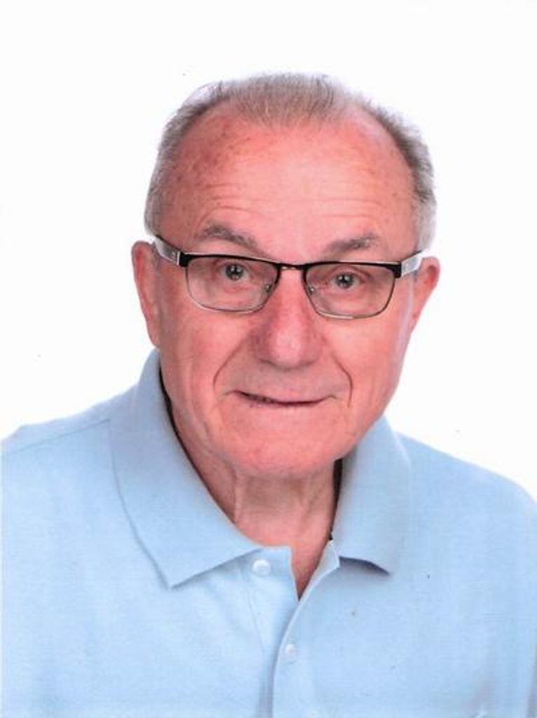 Manuel Perez Profile Photo