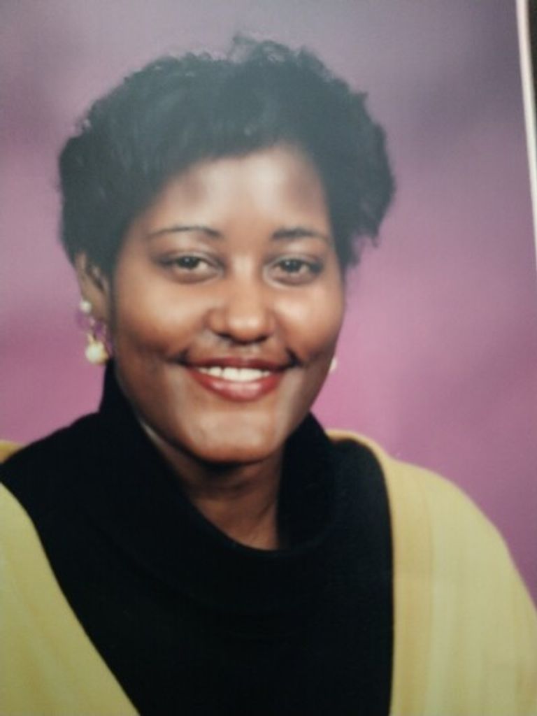 Tracy Dyson Sanders Profile Photo