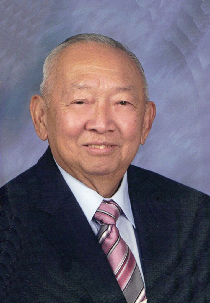 Louie Hong Tan