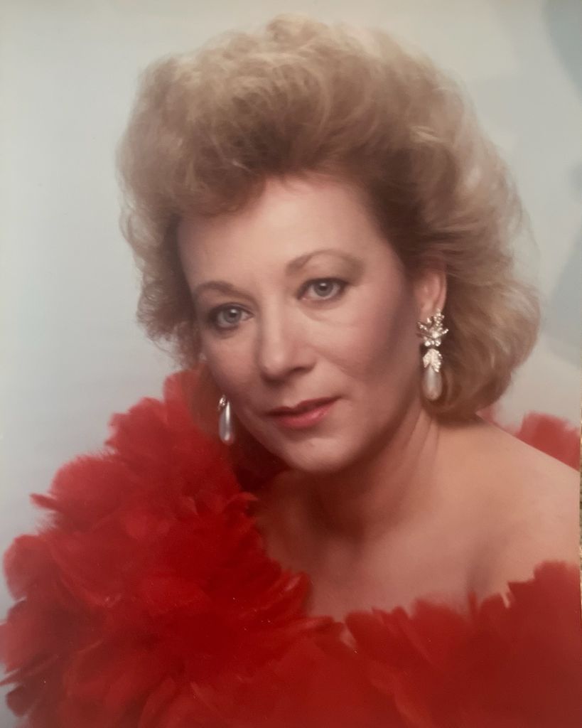 Linda Hayes Thompson
