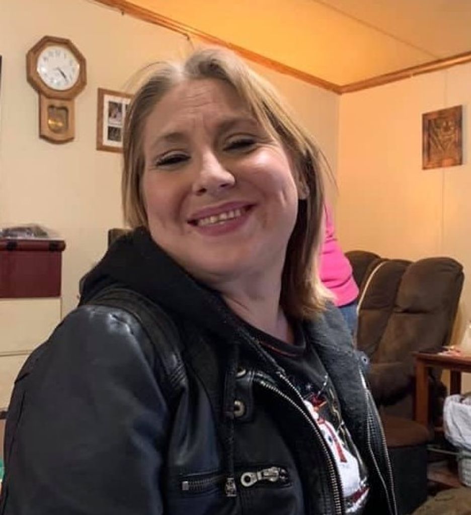Catherine “Nikki” Bunch Profile Photo