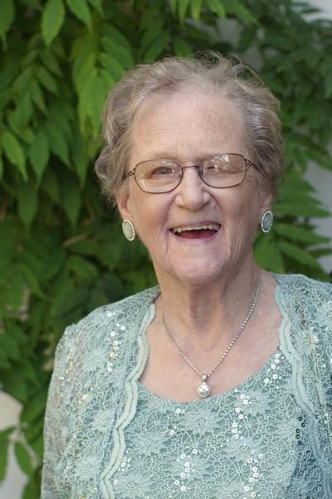 Edith Eleanor Lee Profile Photo