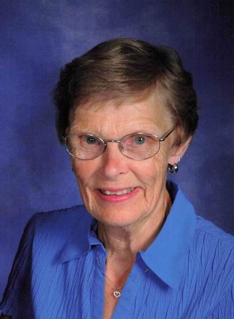 Betty Lou Salzwedel Profile Photo