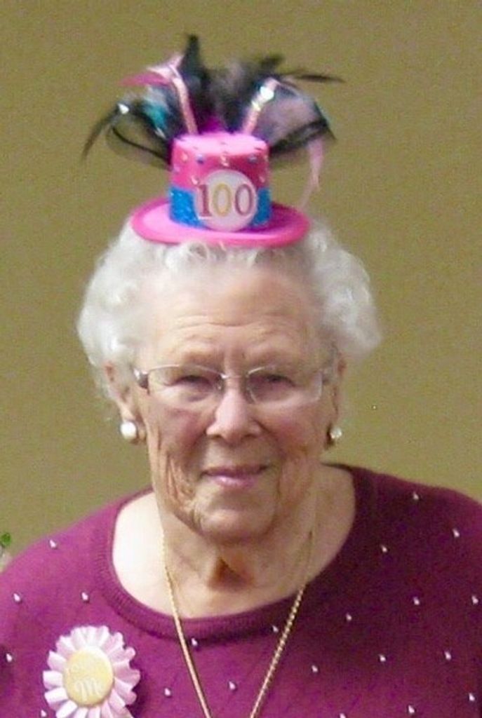 Loraine Marie Lutmer Profile Photo