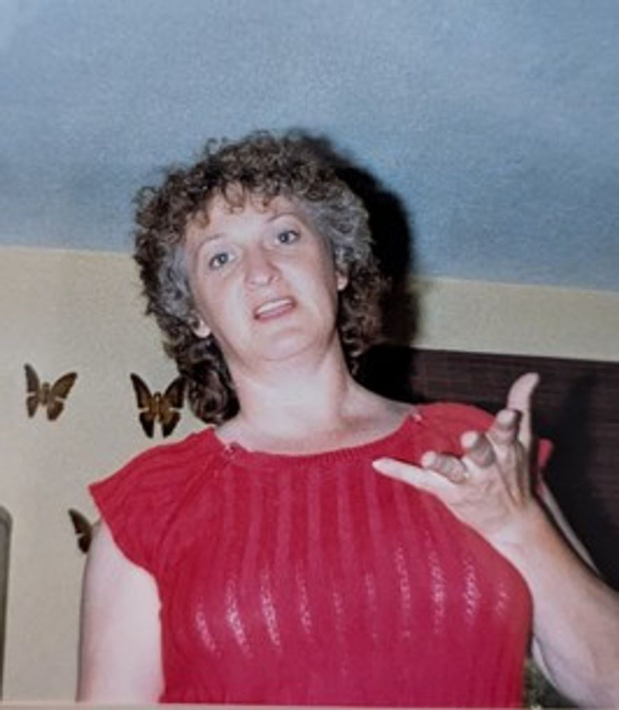 Sandra Wells Profile Photo