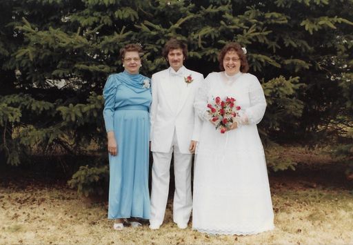 Larry Eugene Medek photo gallery thumbnail 4 of 86